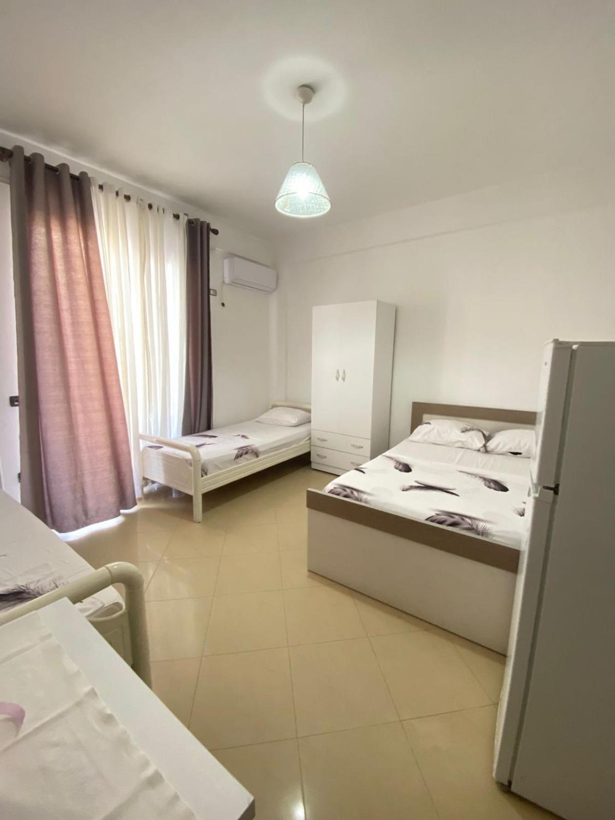 Marra'S Rooms Дуррес Экстерьер фото